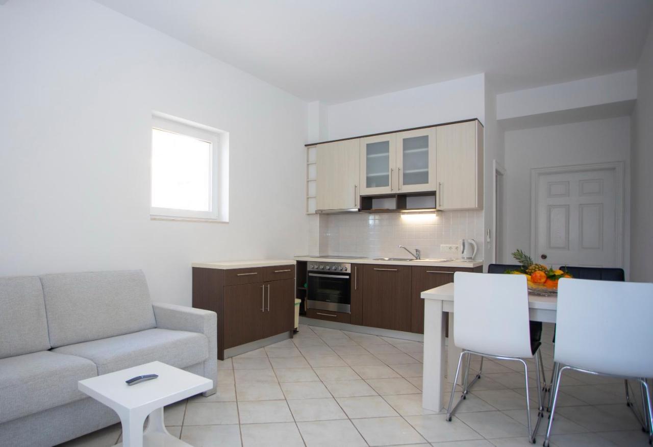Apartment Domo Makarska Extérieur photo