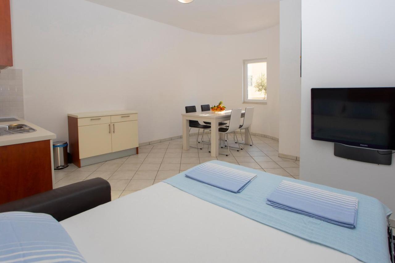 Apartment Domo Makarska Extérieur photo